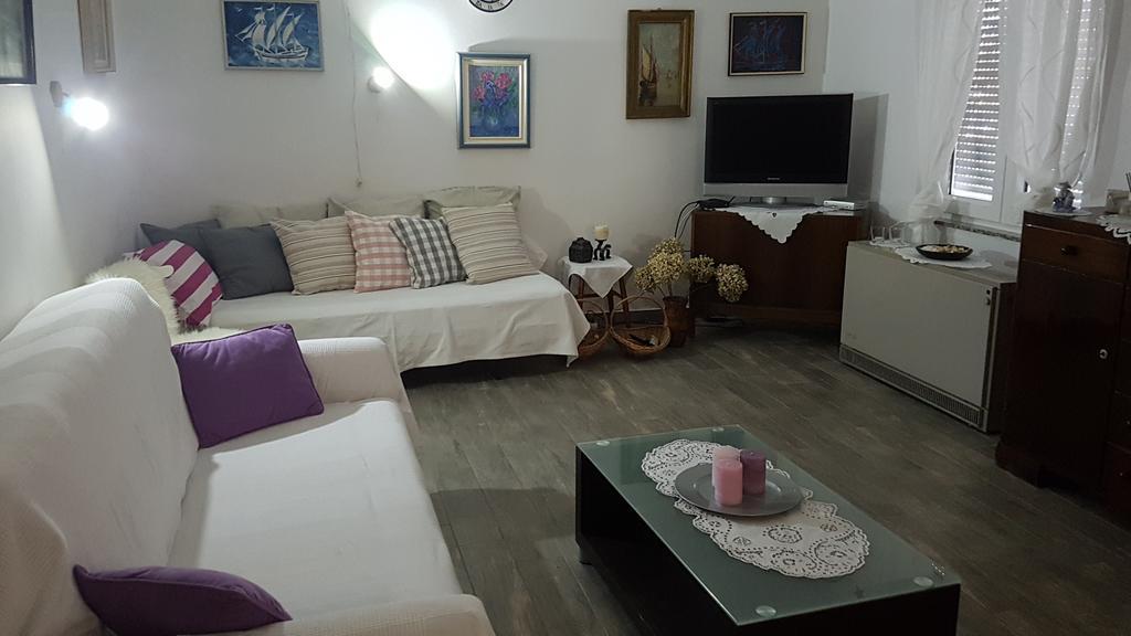 Holiday House Altea Banjole Zewnętrze zdjęcie